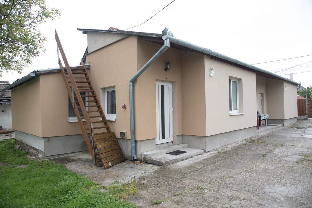 Ubytovani Sykora Apartments Velky Meder Exterior photo
