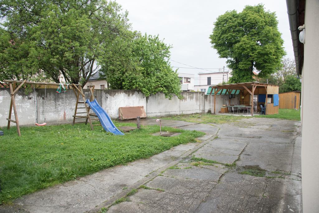 Ubytovani Sykora Apartments Velky Meder Exterior photo